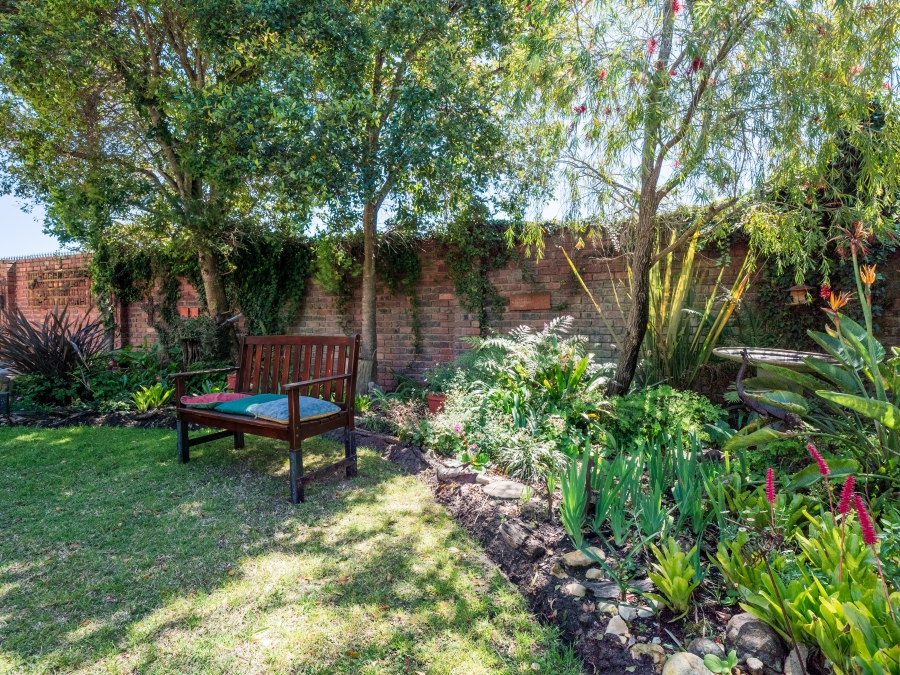 3 Bedroom Property for Sale in The Island Western Cape